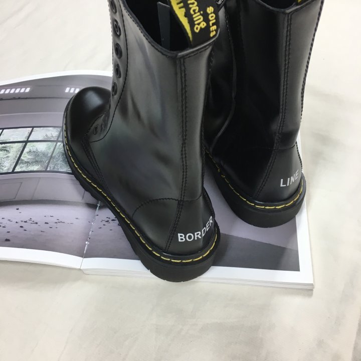 vetements borderline boots